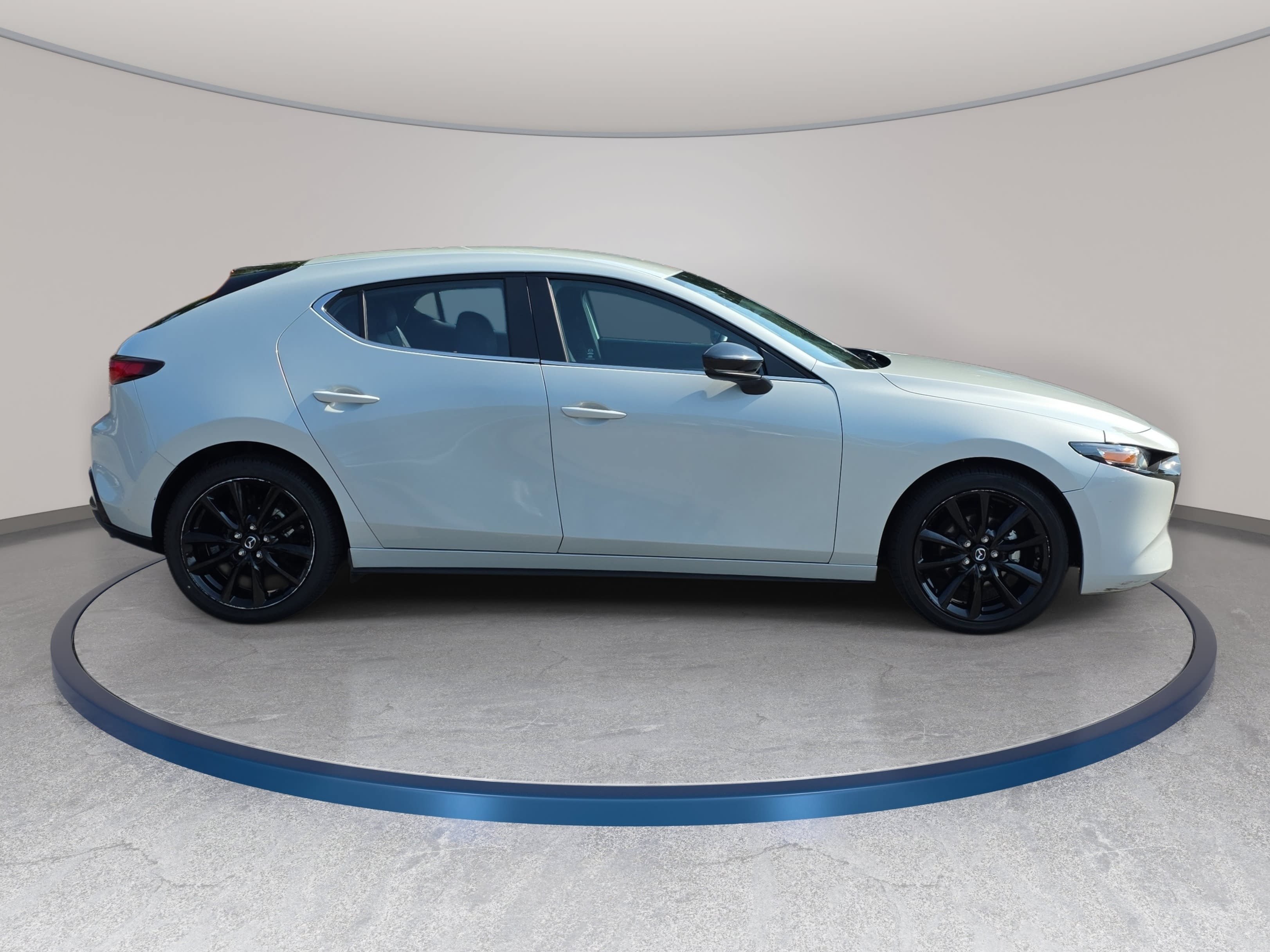 Used 2024 MAZDA MAZDA3 s FWD image 4