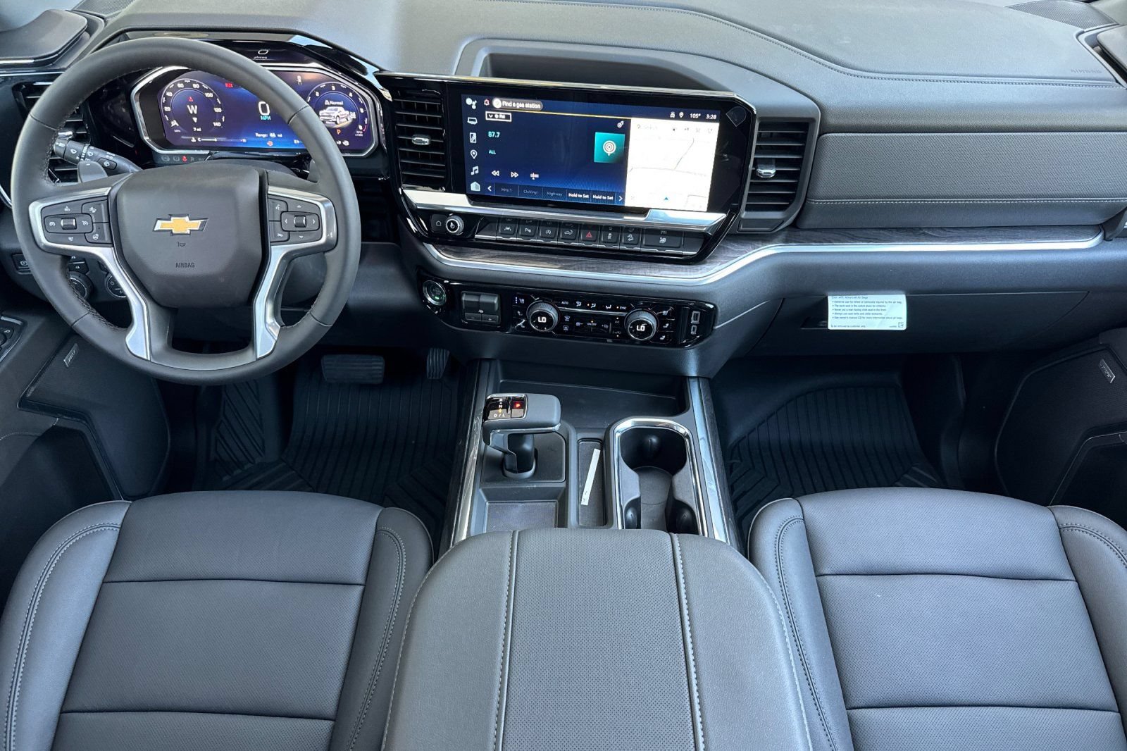 New 2026 Chevrolet Silverado 1500 LTZ w/ LTZ Premium Package AWD/4WD image 12