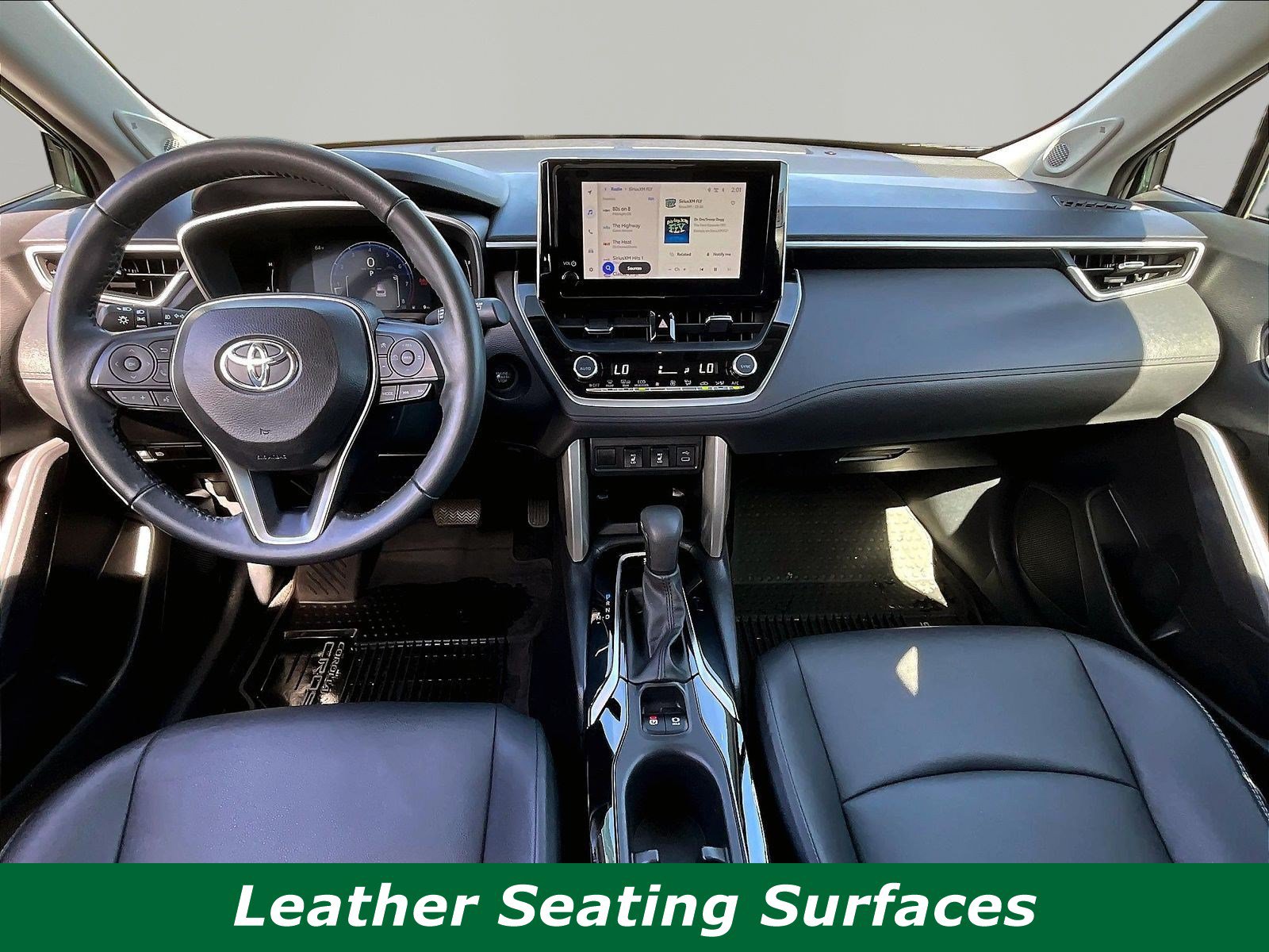 Used 2024 Toyota Corolla Cross XLE w/ Convenience Package AWD/4WD image 7