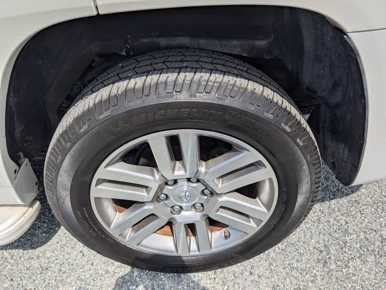Used 2012 Toyota 4Runner Limited image 10