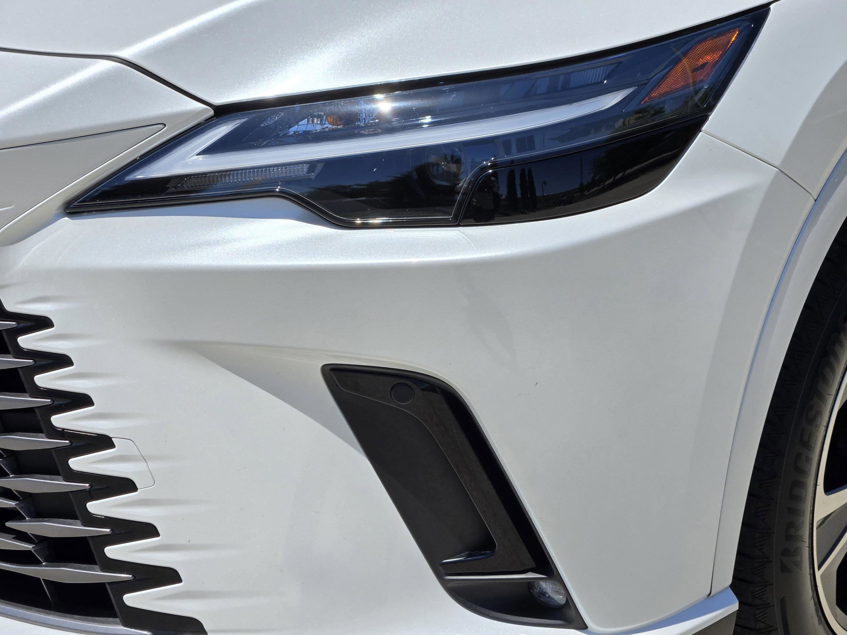 Used 2024 Lexus RX 350 Premium w/ Cold Area Package FWD image 33
