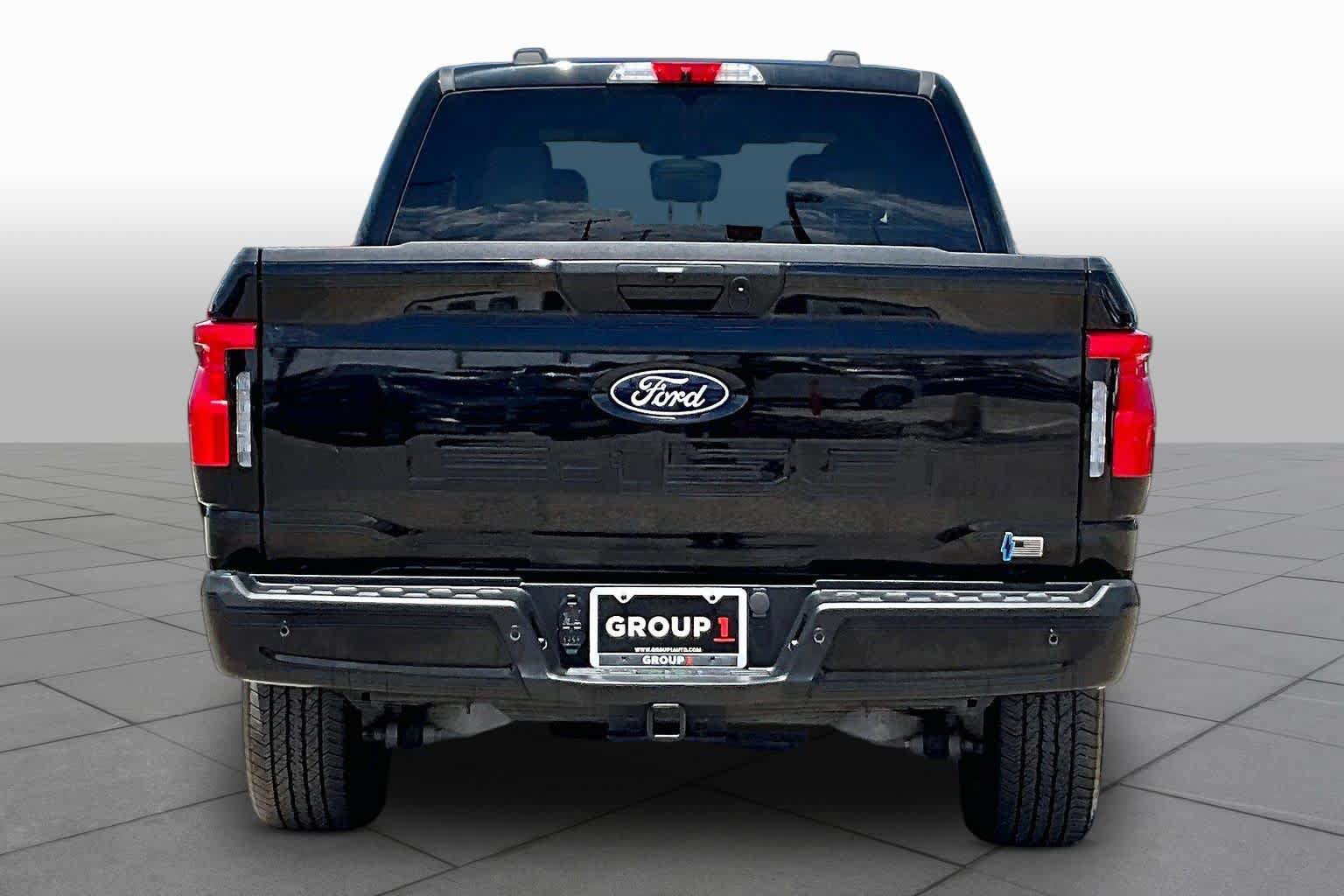 Used 2025 Ford F150 Lightning Flash AWD/4WD image 4