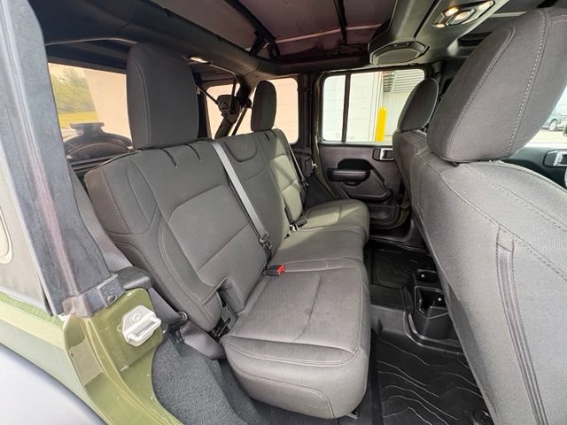 Used 2022 Jeep Wrangler Unlimited Sport AWD/4WD image 27
