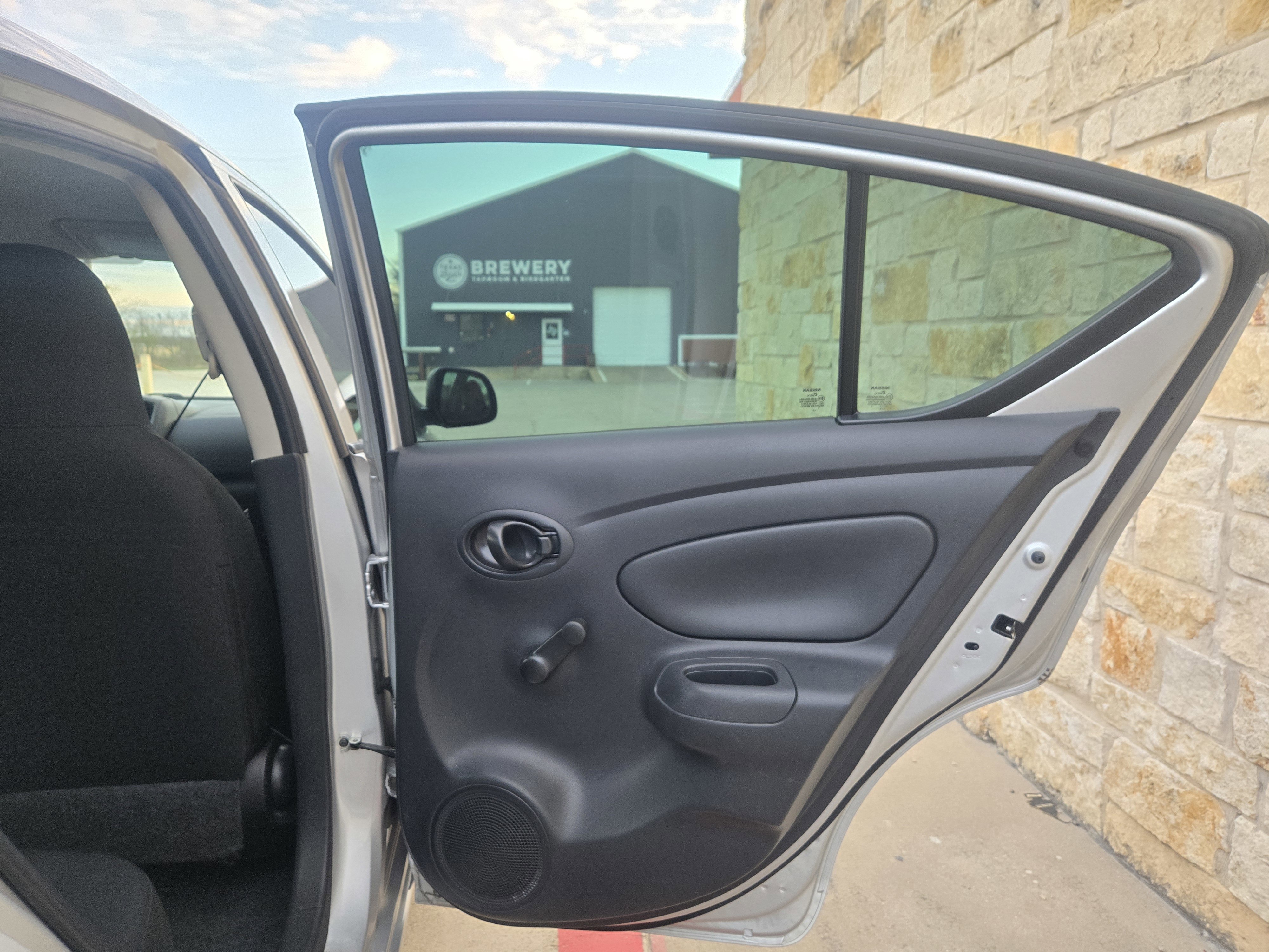 Used 2015 Nissan Versa S Plus image 10