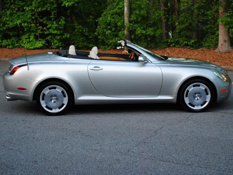 Used 2005 Lexus SC 430 Convertible image 19