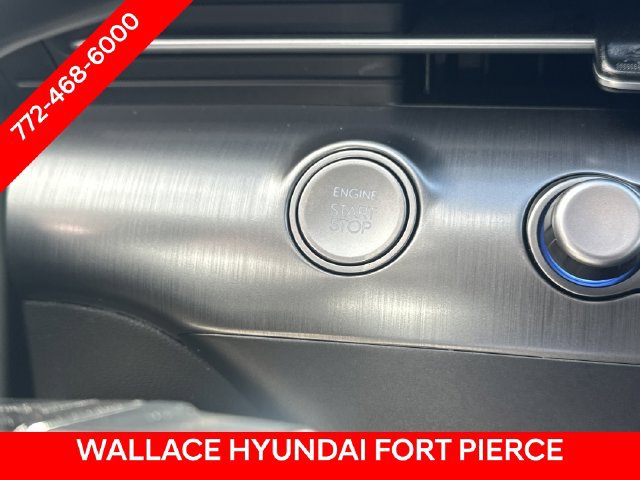 Used 2025 Hyundai Kona Limited FWD image 27
