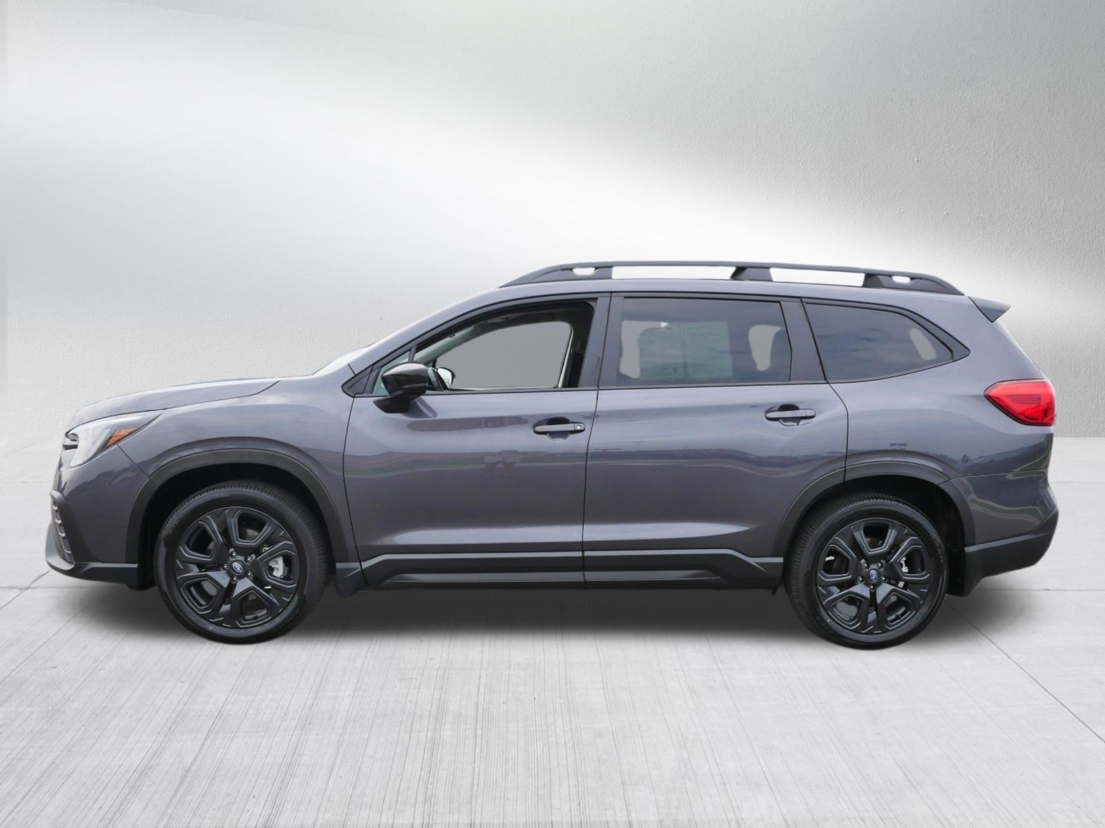Used 2025 Subaru Ascent Onyx Edition w/ Onyx Package AWD/4WD image 4