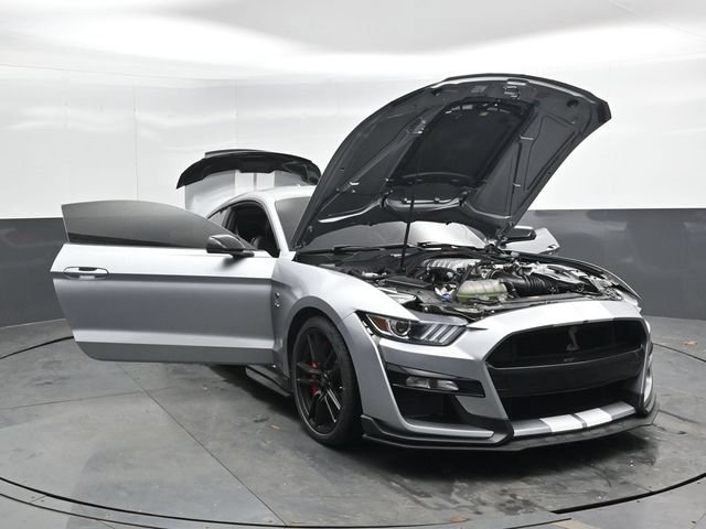 Used 2022 Ford Mustang Shelby GT500 w/ Technology Package RWD image 46