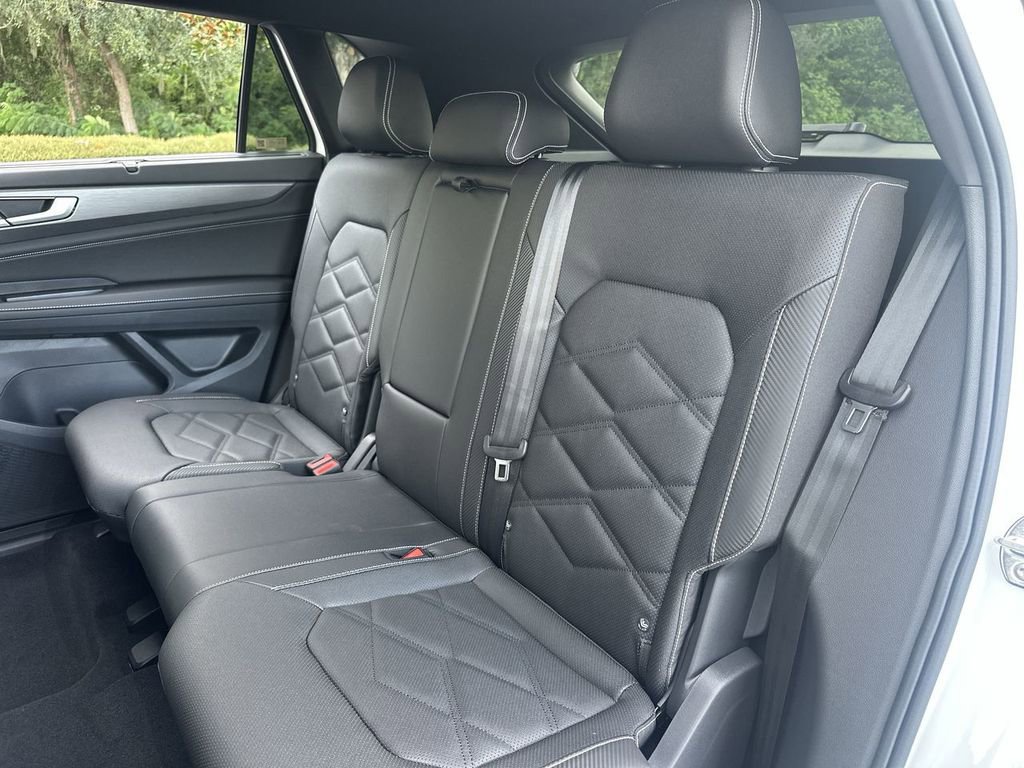 New 2026 Volkswagen Atlas Cross Sport SE image 23