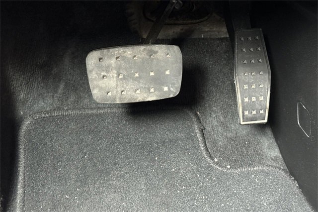 Used 2024 GMC Acadia Elevation image 44