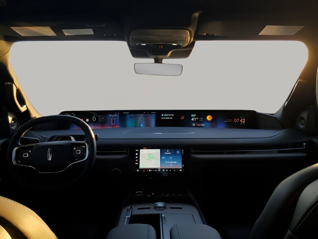 Used 2025 Lincoln Navigator L Reserve w/ Jet Appearance Package image 23