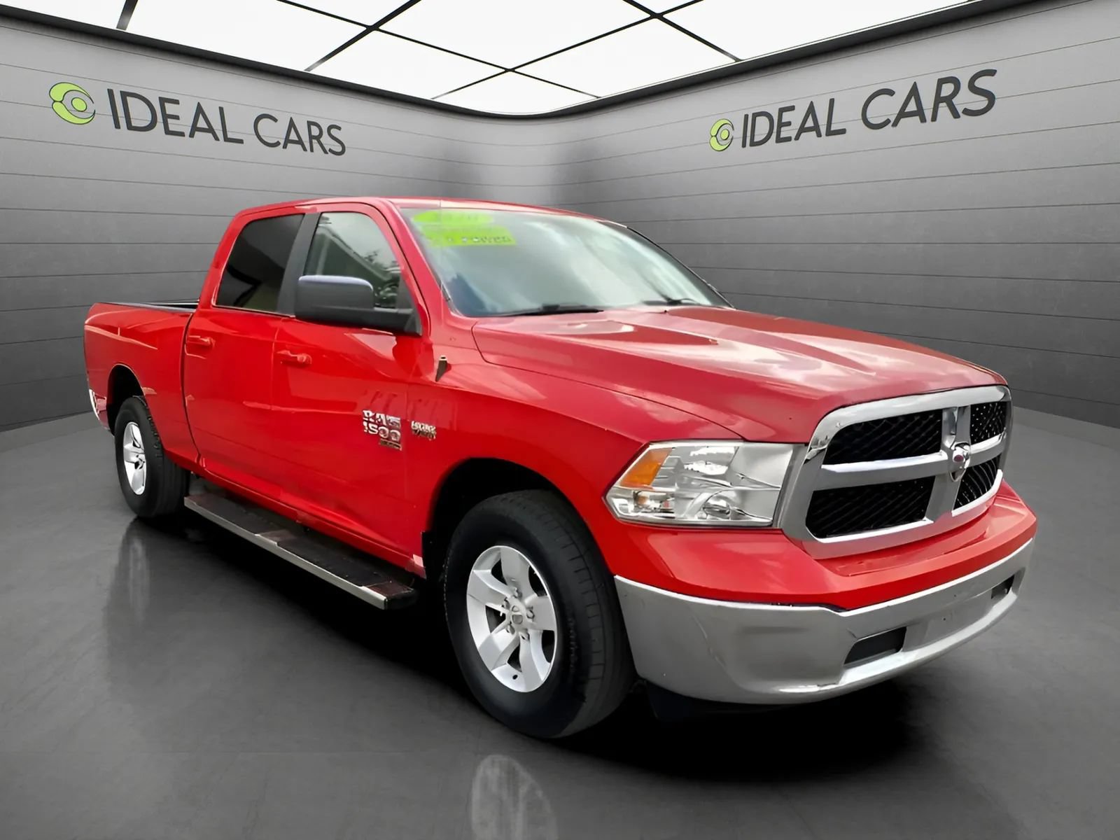 Used 2020 RAM 1500 Classic SLT RWD image 3