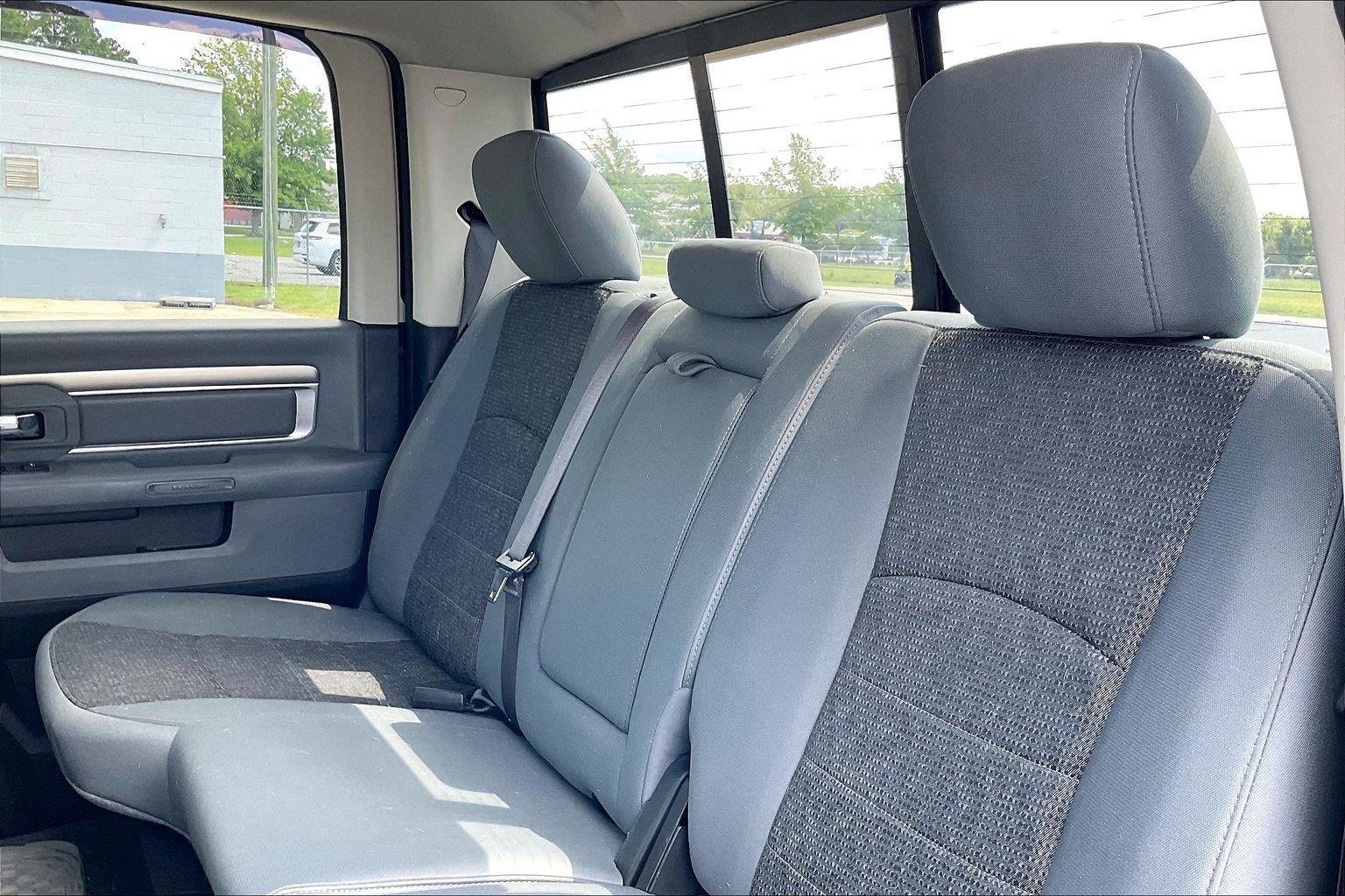 Used 2019 RAM 1500 Big Horn AWD/4WD image 5