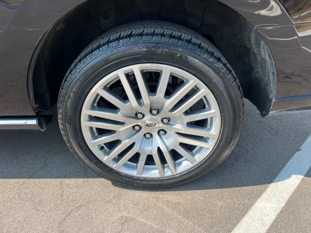 Used 2024 Ford Expedition Platinum AWD/4WD image 9