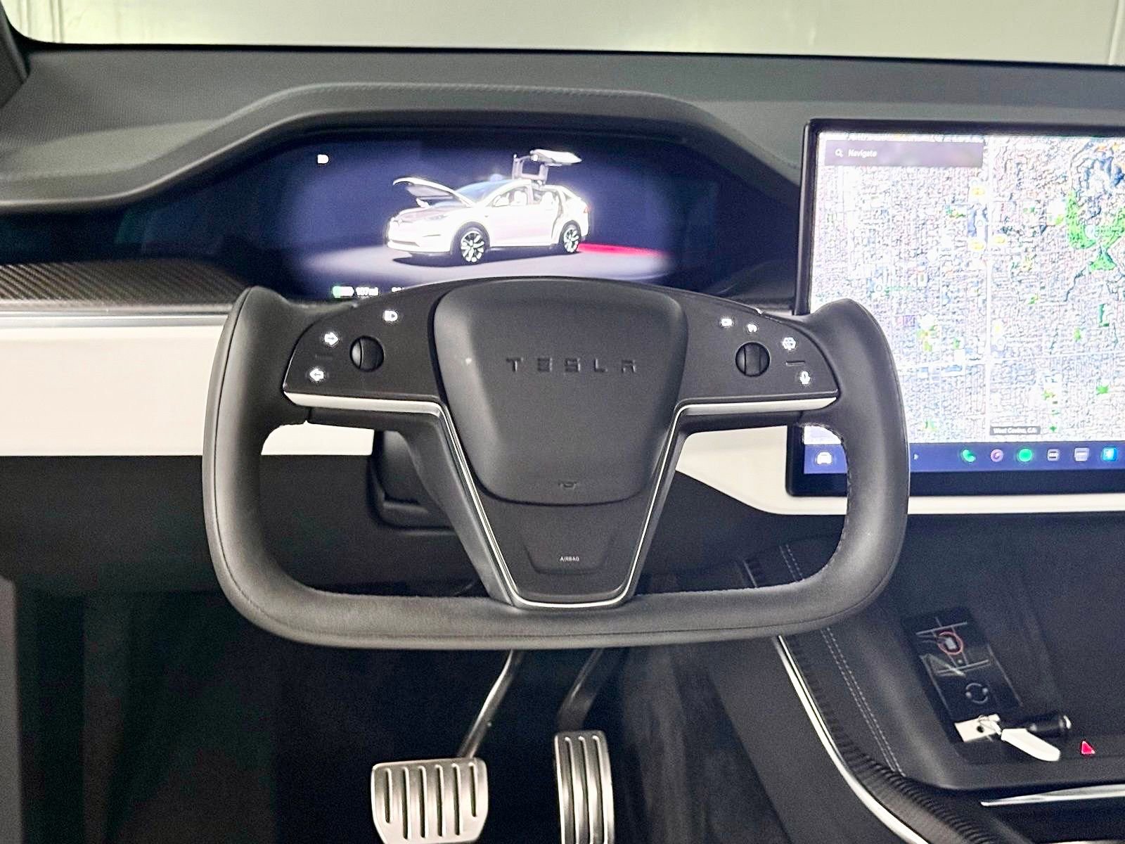 Used 2022 Tesla Model X Plaid image 33