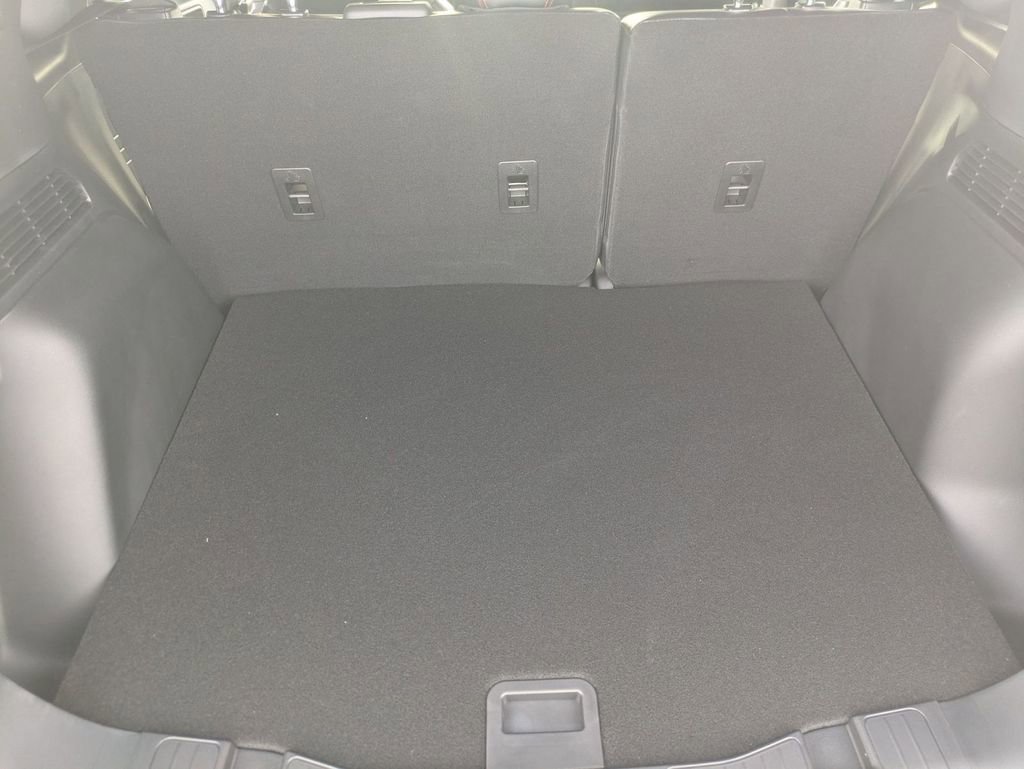 New 2026 Ford Escape ST-Line w/ Cold Weather Package image 17