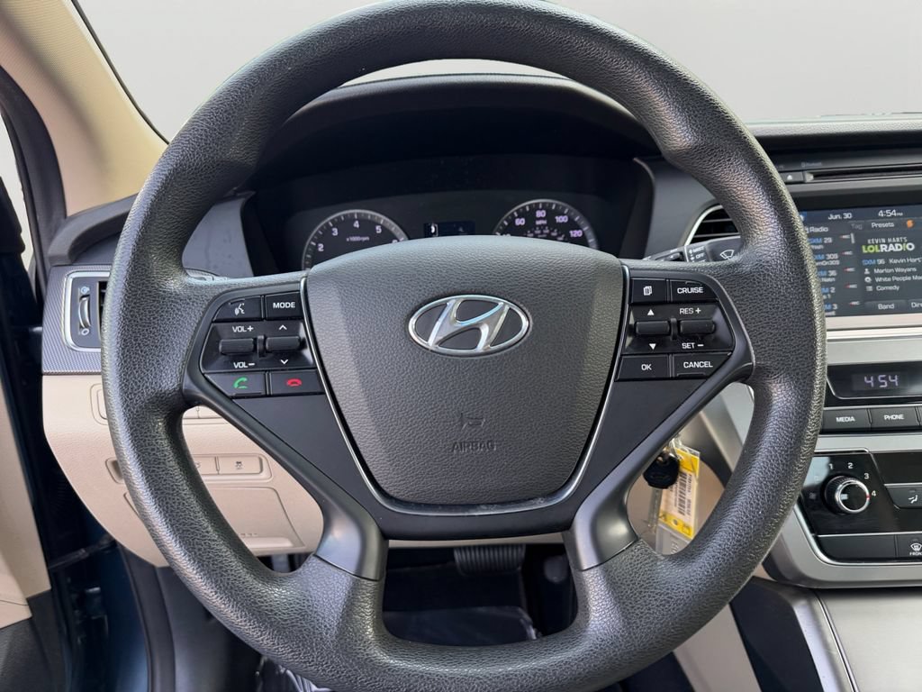 Used 2017 Hyundai Sonata Sport FWD image 18