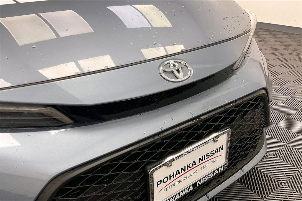 Used 2023 Toyota Corolla SE w/ SE Premium Package image 27
