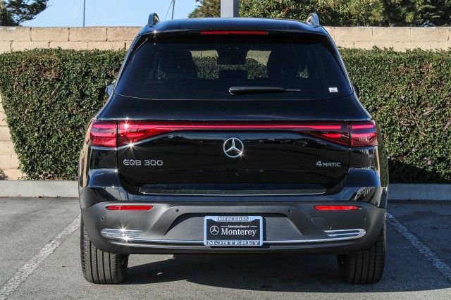 New 2025 Mercedes-Benz EQB 300 4MATIC image 7