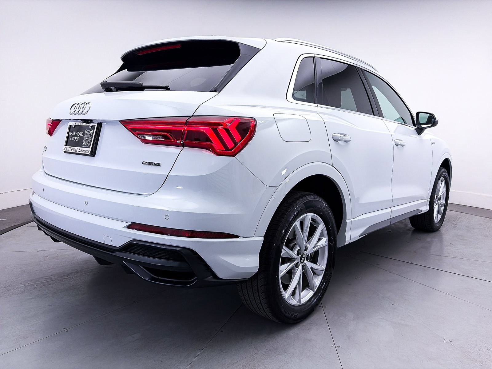 Used 2022 Audi Q3 2.0T Premium Plus AWD/4WD image 15