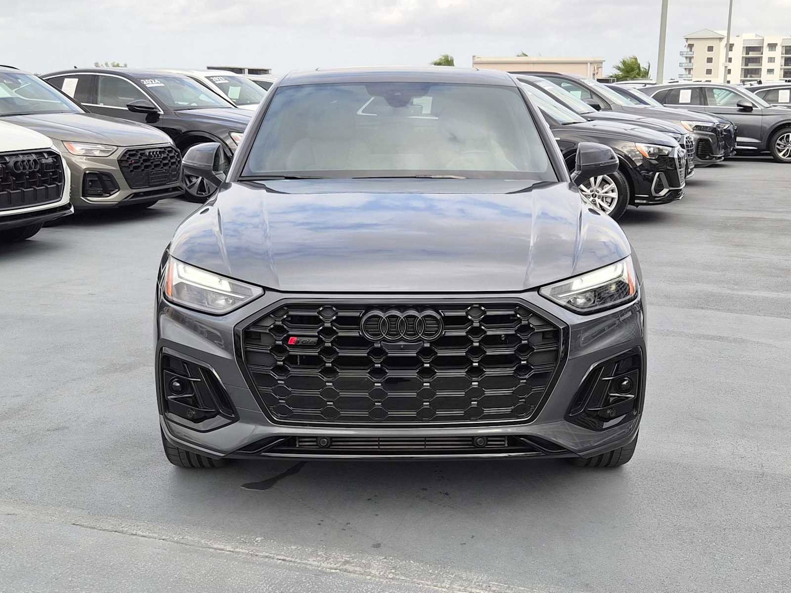 Certified 2025 Audi SQ5 Premium Plus image 9