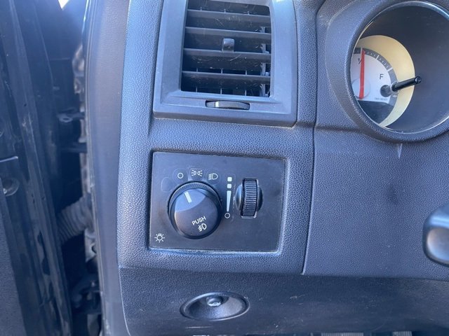 Used 2009 Dodge Charger SXT image 15