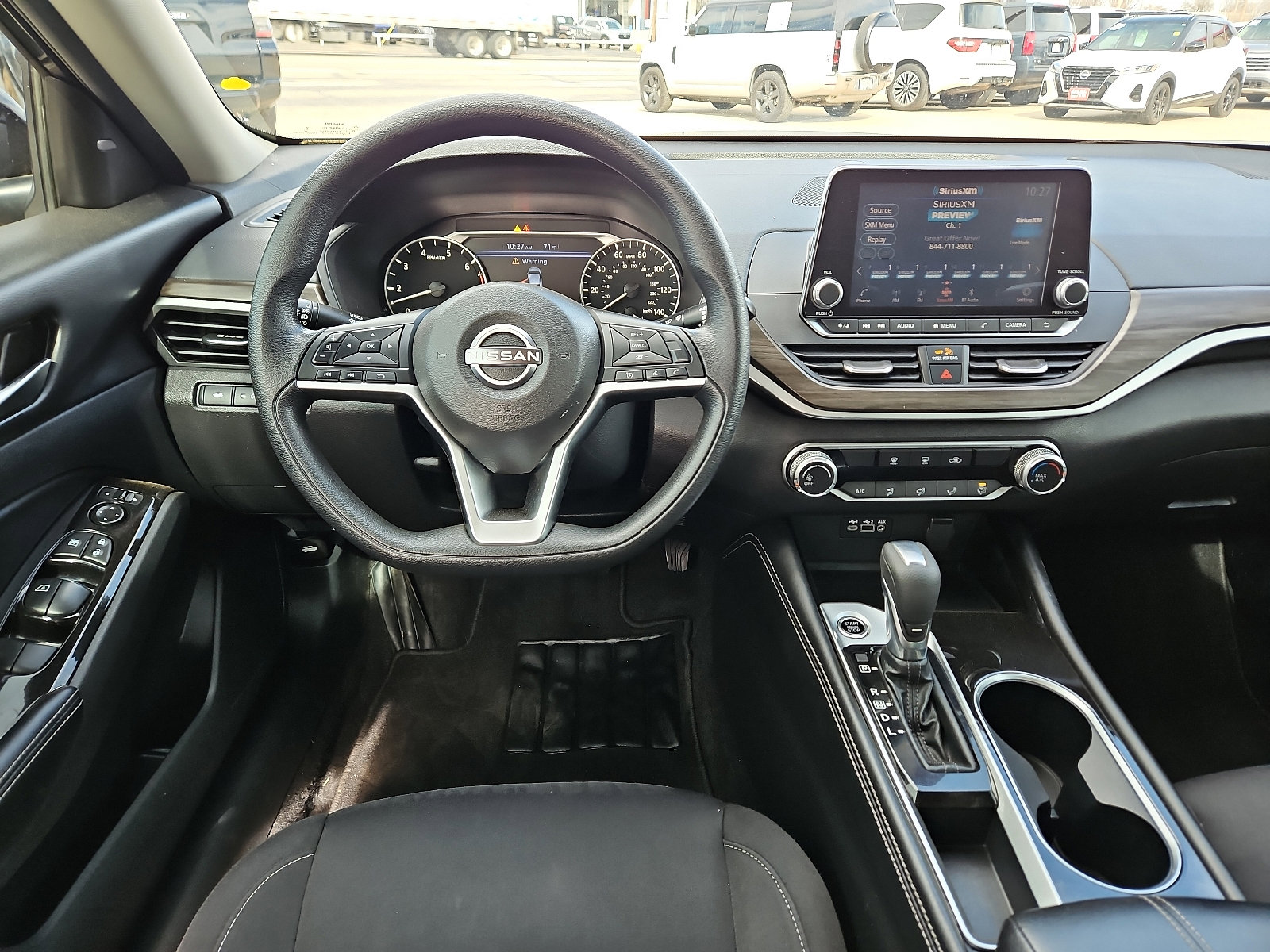 Used 2023 Nissan Altima 2.5 SV image 7