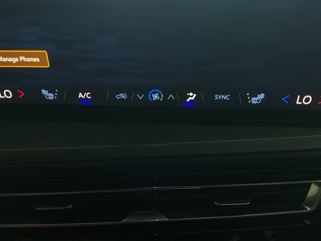 New 2026 Chevrolet Traverse LT FWD image 27