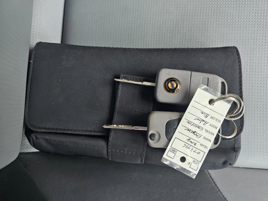 Used 2008 Chrysler Crossfire Limited image 36