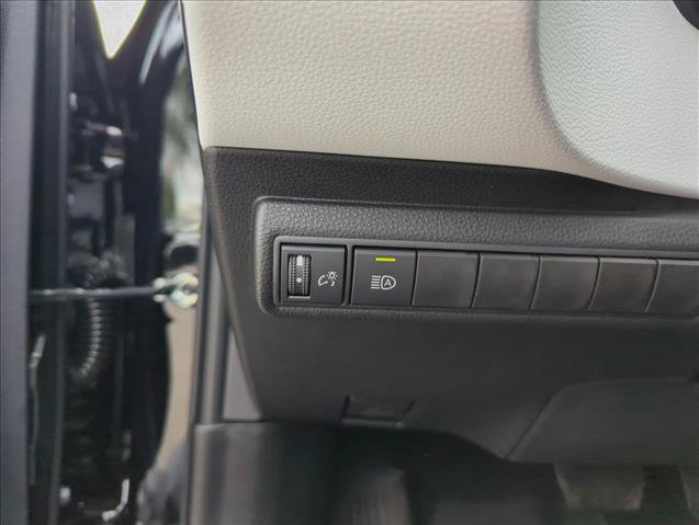 Certified 2026 Toyota Corolla SE FWD image 16
