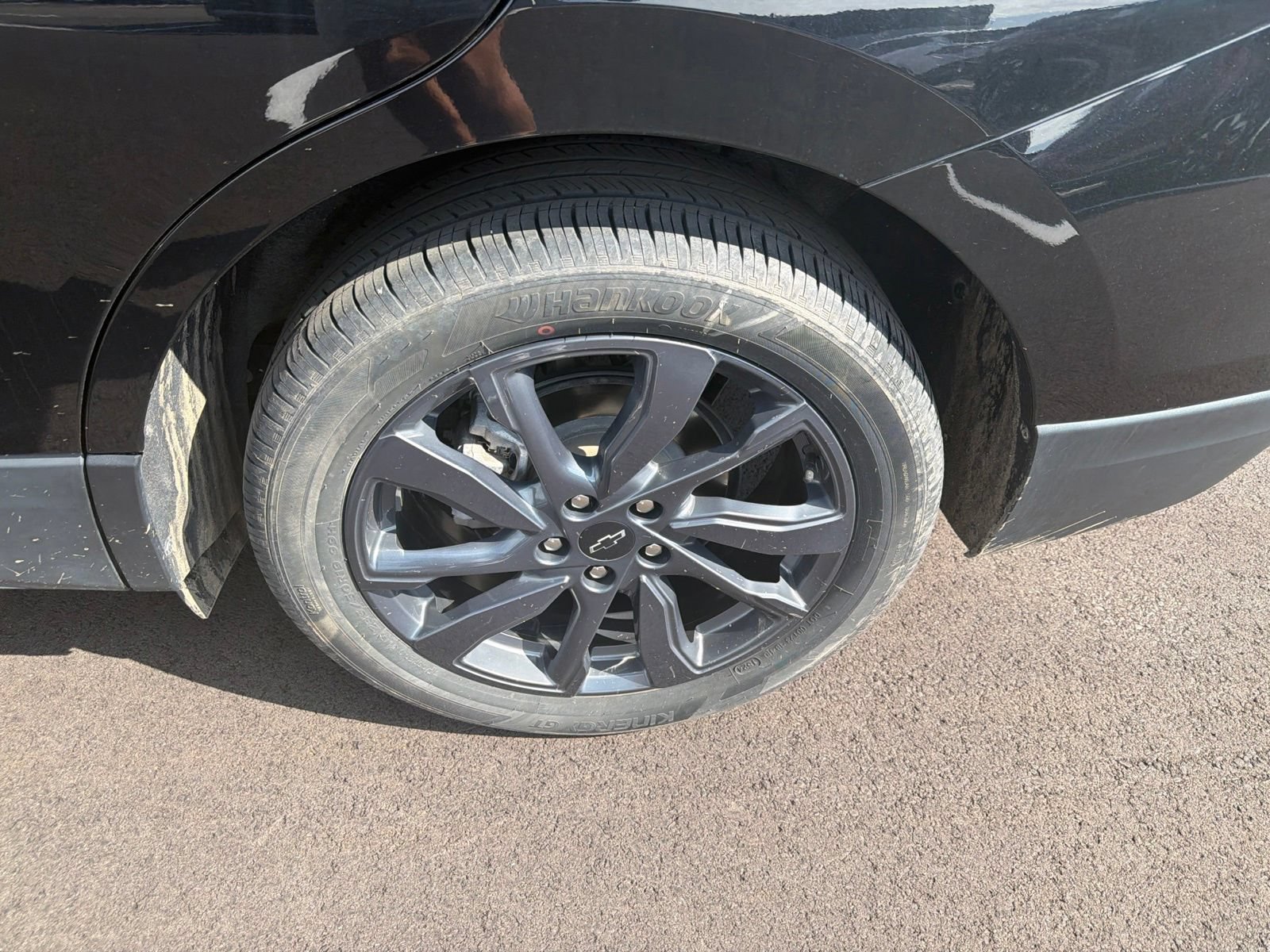 Used 2024 Chevrolet Equinox RS w/ RS Leather Package FWD image 11
