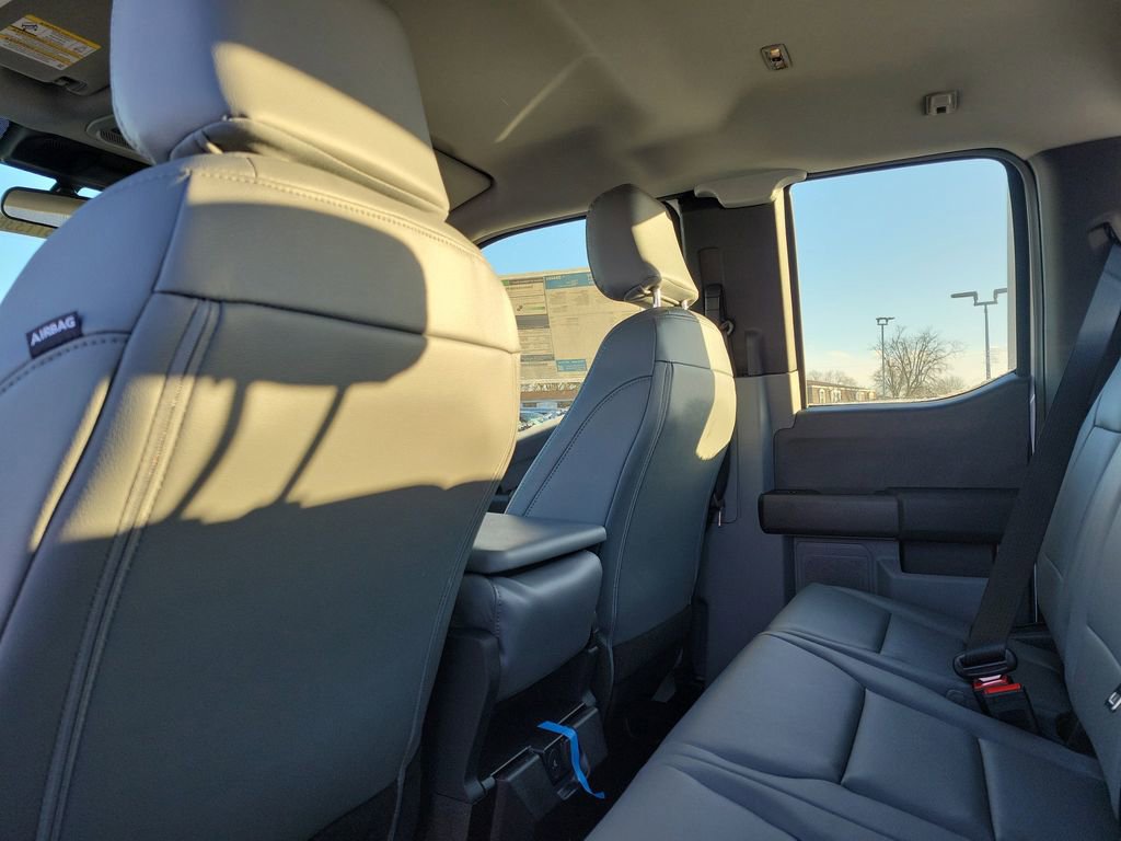 New 2026 Ford F250 XL w/ FX4 Off-Road Package image 15