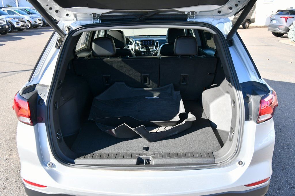 Used 2022 Chevrolet Equinox Premier FWD image 7