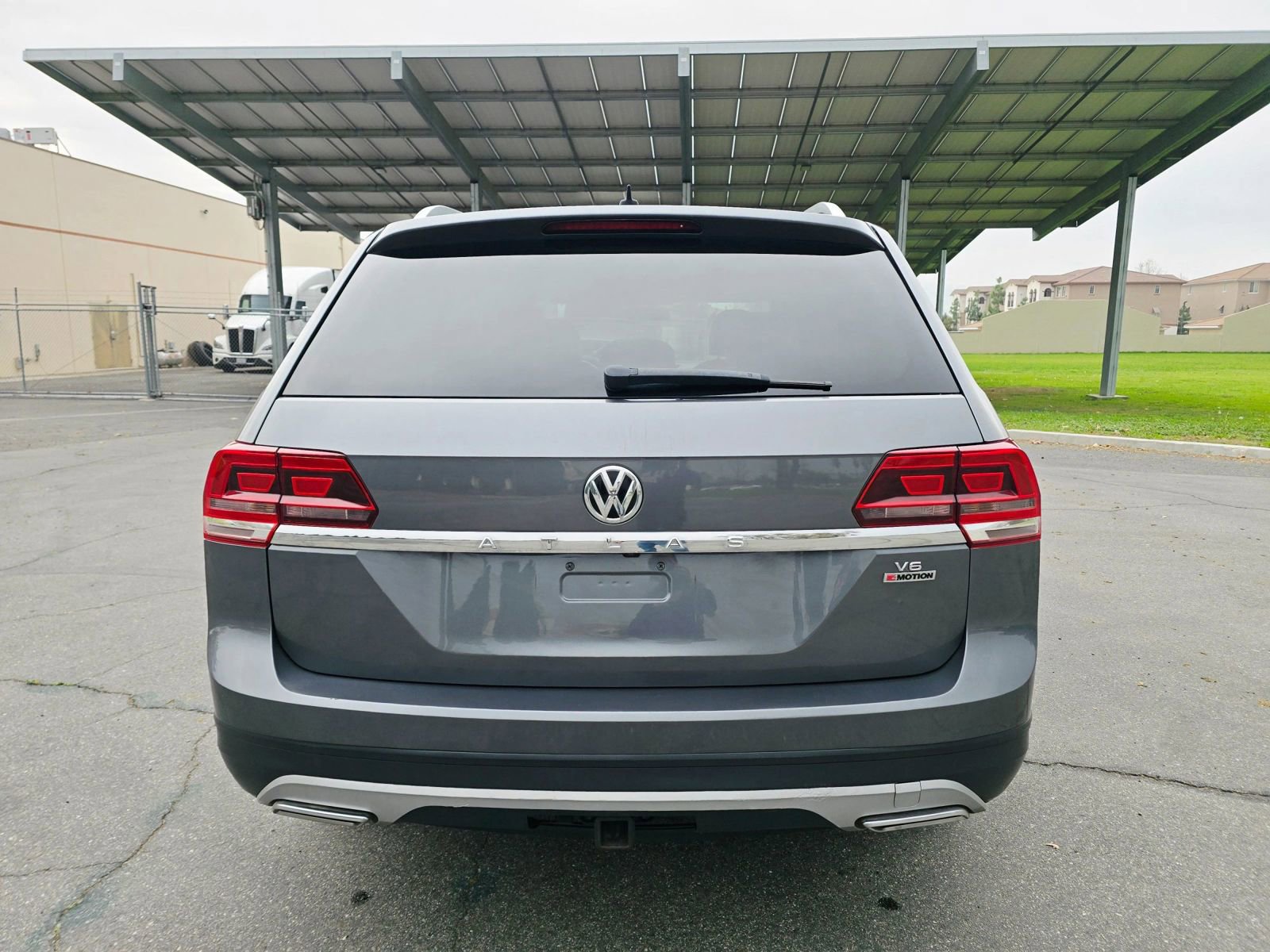 Used 2018 Volkswagen Atlas Launch Edition image 7