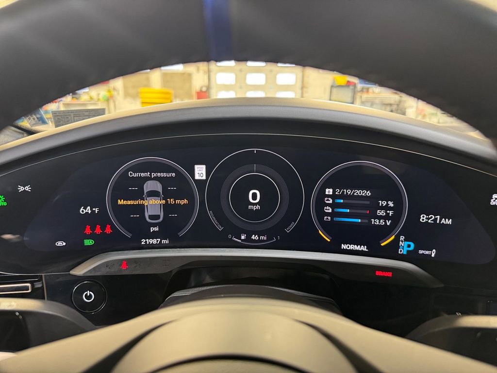 Used 2022 Porsche Taycan 4 Cross Turismo image 16