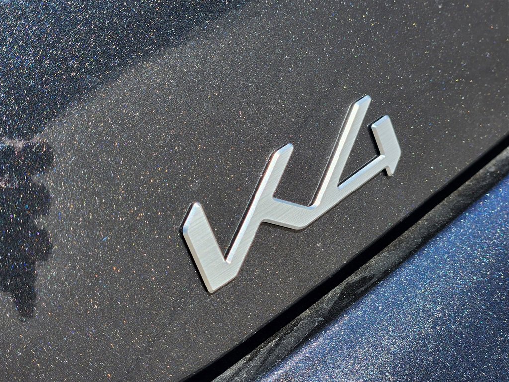 New 2025 Kia K4 GT-Line image 8