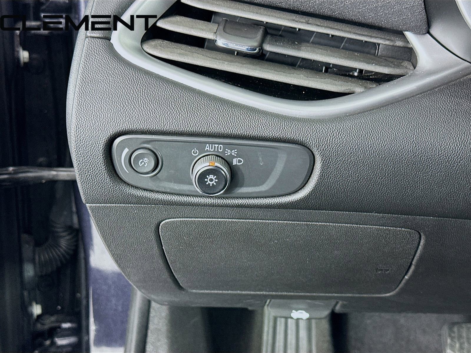 Used 2023 Chevrolet Malibu LT image 13