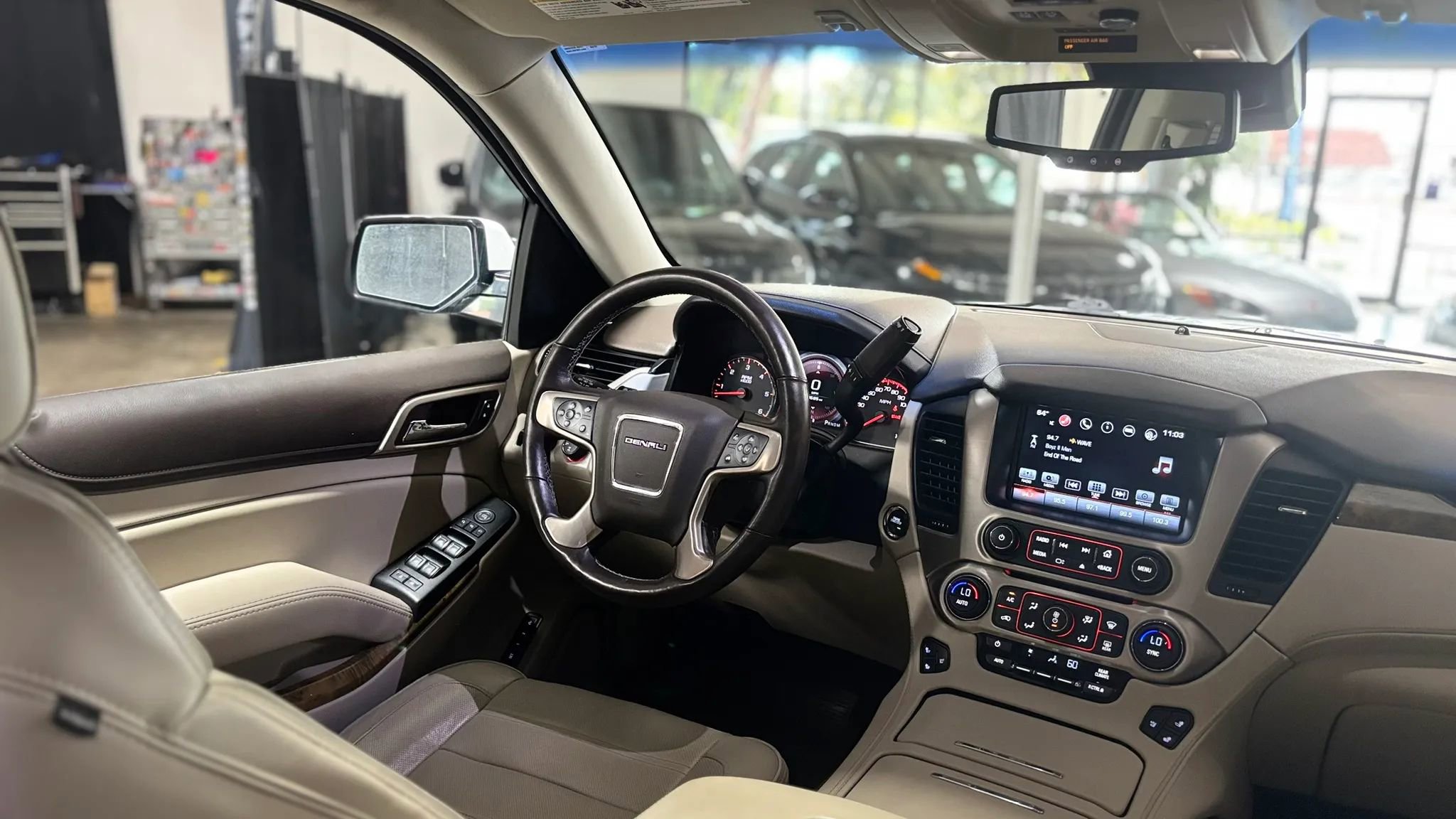 Used 2016 GMC Yukon Denali w/ Open Road Package image 12
