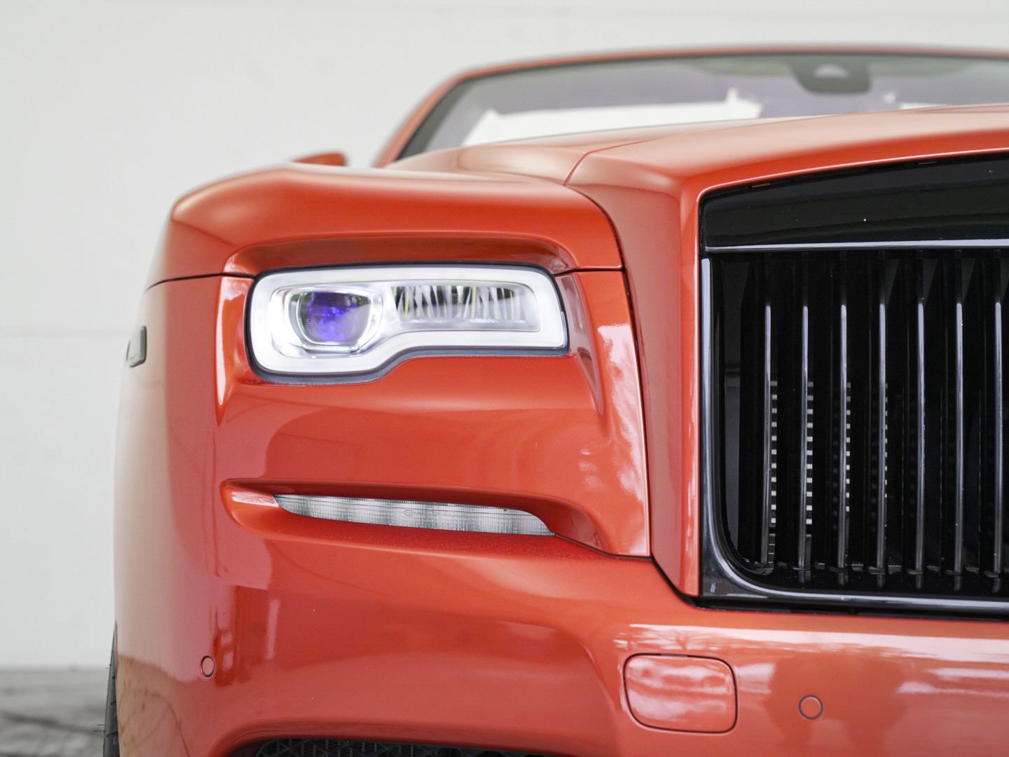 Used 2020 Rolls-Royce Dawn image 57