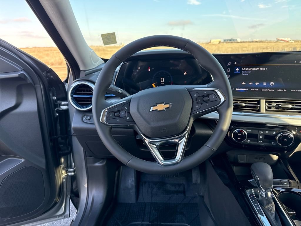 New 2025 Chevrolet Trax LT w/ LT Convenience Package image 10