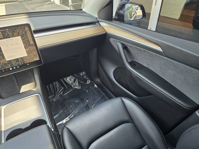 Used 2022 Tesla Model Y Performance AWD/4WD image 14