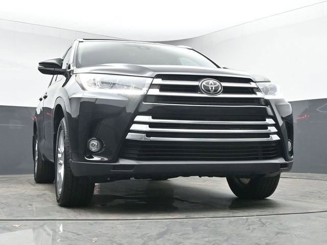 Used 2017 Toyota Highlander Limited AWD/4WD image 38