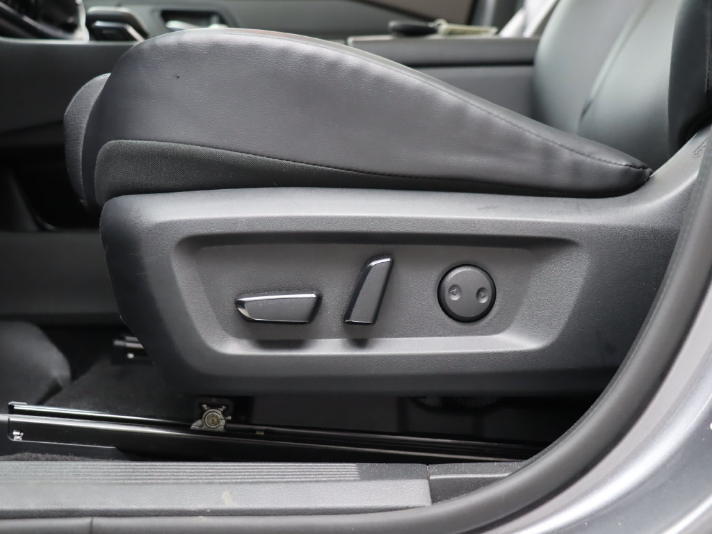 Used 2022 Nissan Rogue SV w/ SV Premium Package AWD/4WD image 11