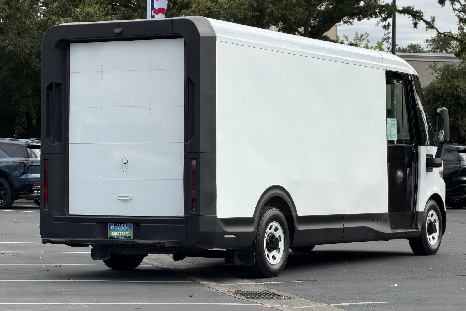 Used 2023 Chevrolet Brightdrop 600 w/ Active Safety Package 2 AWD/4WD image 3