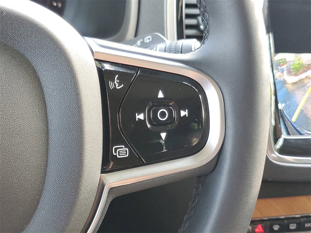 Certified 2023 Volvo XC90 B5 Plus w/ Protection Package Premier image 22