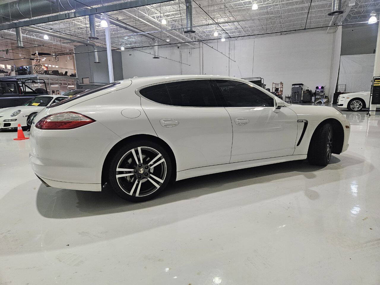 Used 2010 Porsche Panamera S image 25