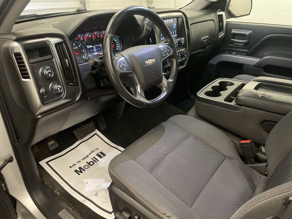 Used 2018 Chevrolet Silverado 1500 LT w/ All Star Edition image 4