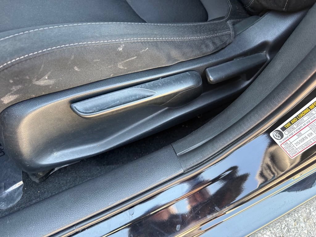 Used 2018 Honda Civic EX image 12