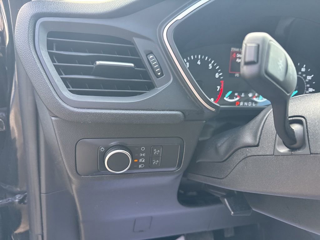 Used 2022 Ford Escape SE image 14