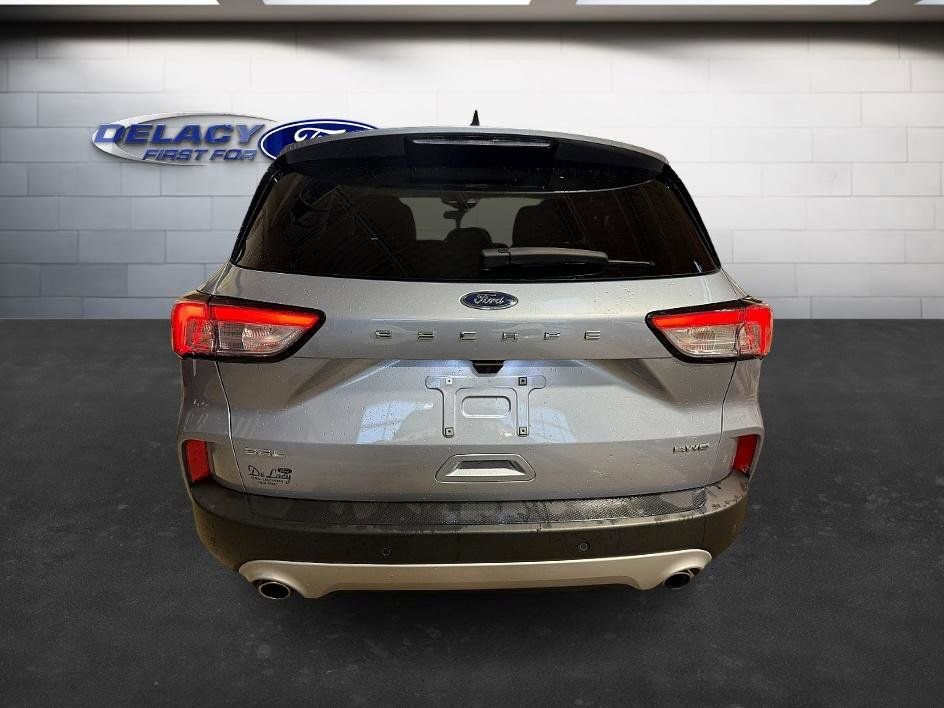 Used 2022 Ford Escape SEL image 13